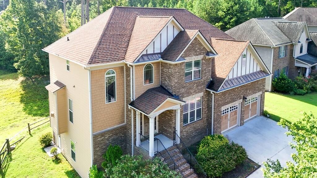 Property Photo: 1057 Cotton Oak Drive GA 30045