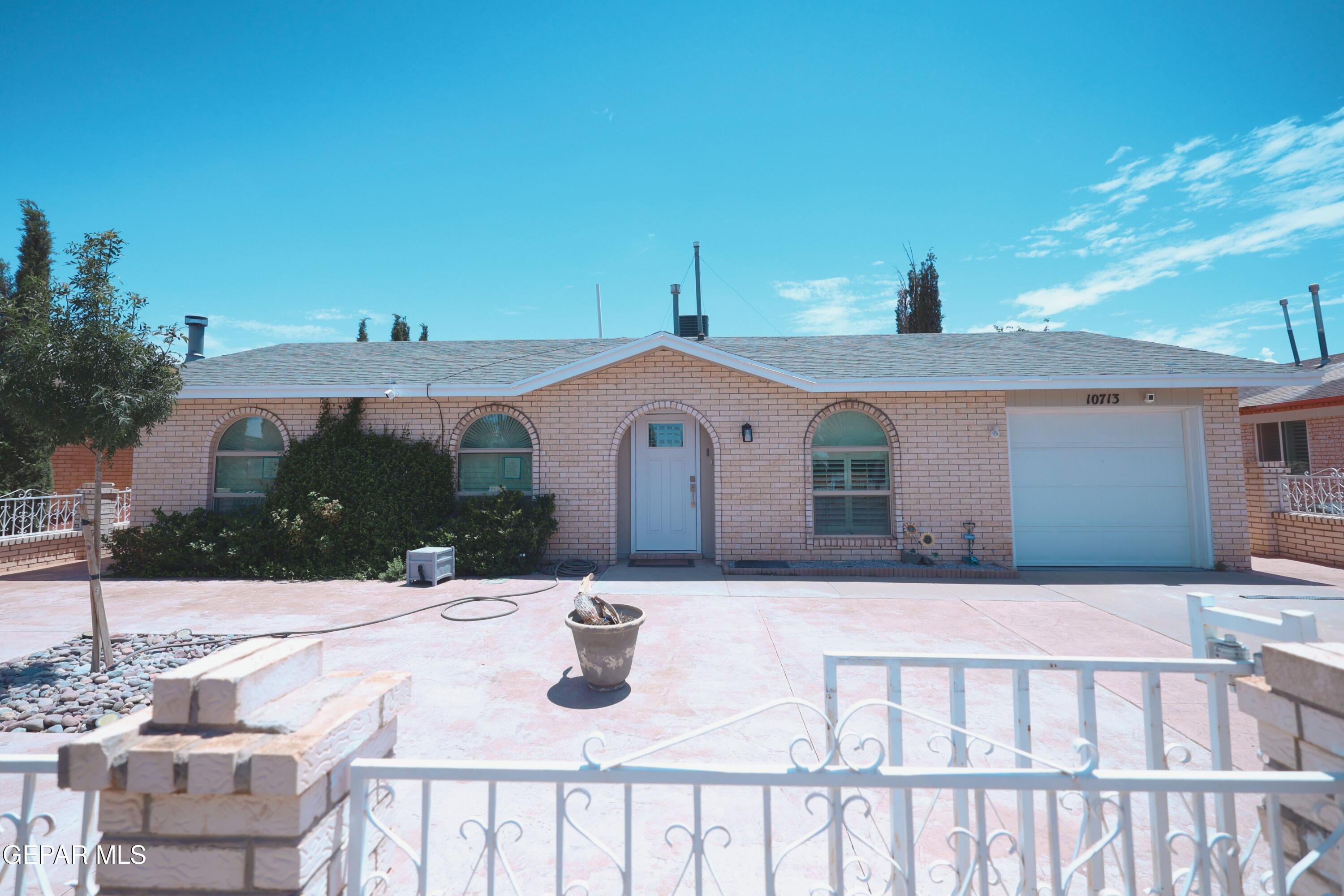 Property Photo: 10713 Eagle Pass Lane TX 79924