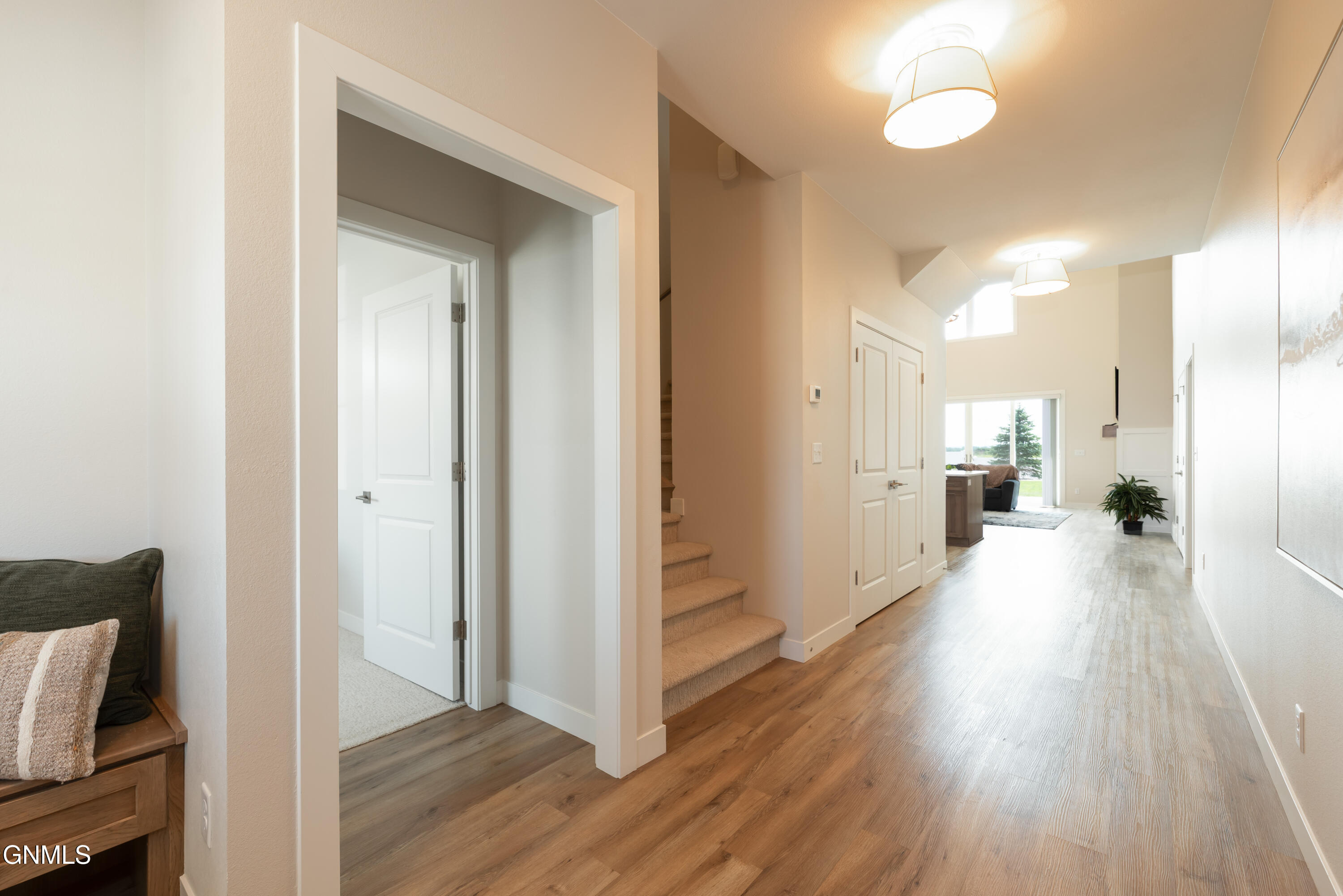 Property Photo:  309 Lennox Drive  ND 58504 