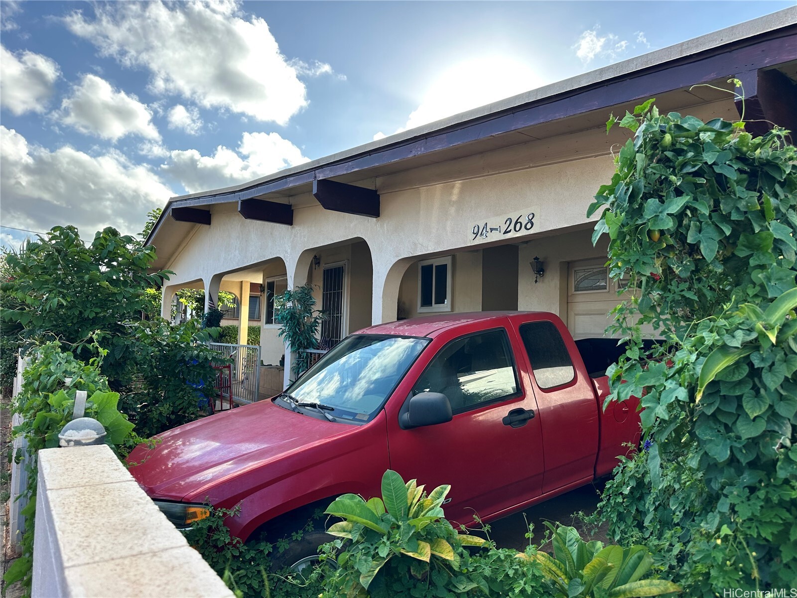 Property Photo:  94-268 Waipahu Street  HI 96797 