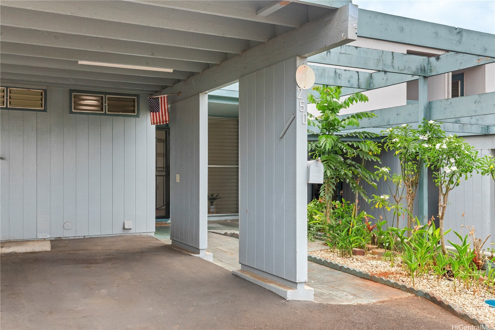 Property Photo:  95-400 Hokukea Court 250  HI 96789 