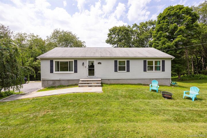 121 Hillside Road  Poughquag NY 12570 photo