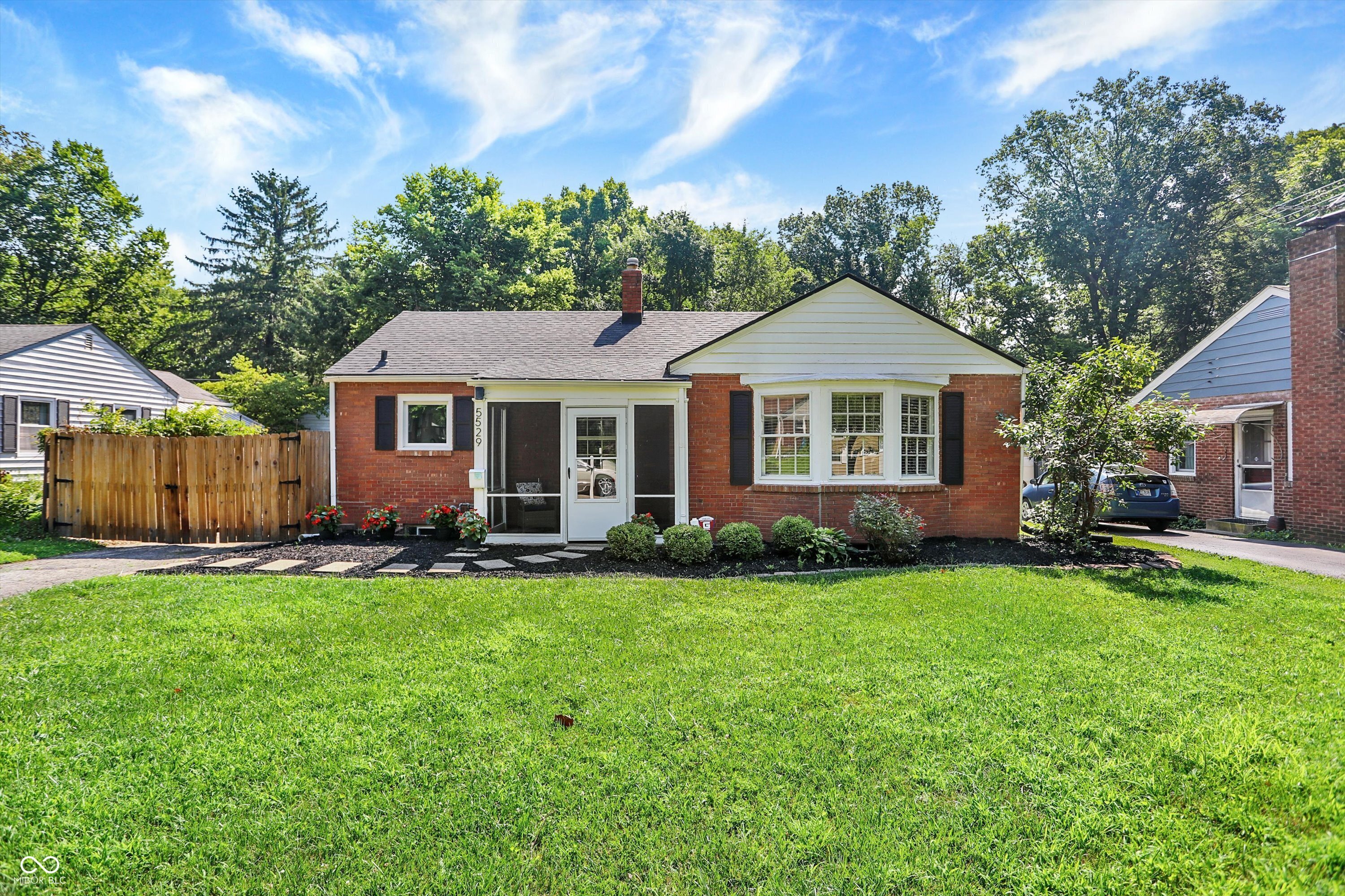 5529 Primrose Avenue  Indianapolis IN 46220 photo
