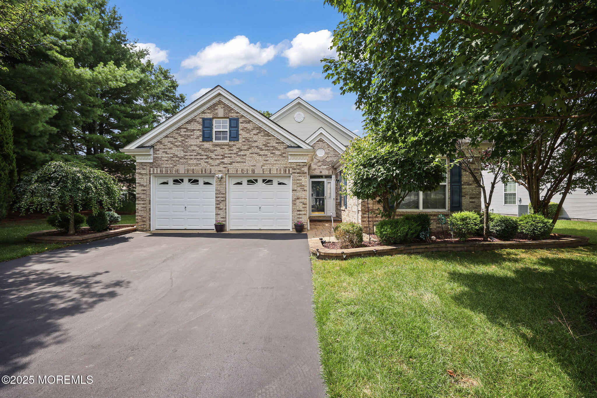 Property Photo:  15 Nottingham Way  NJ 08527 