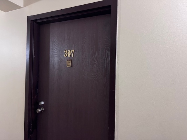 Property Photo:  300 S Roselle Road 307  IL 60193 
