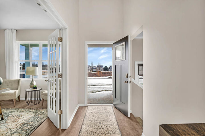 Property Photo:  2319 Hirsch Drive  IL 60543 