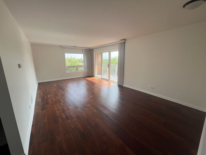 Property Photo: 1635 N Milwaukee Avenue 403 IL 60048