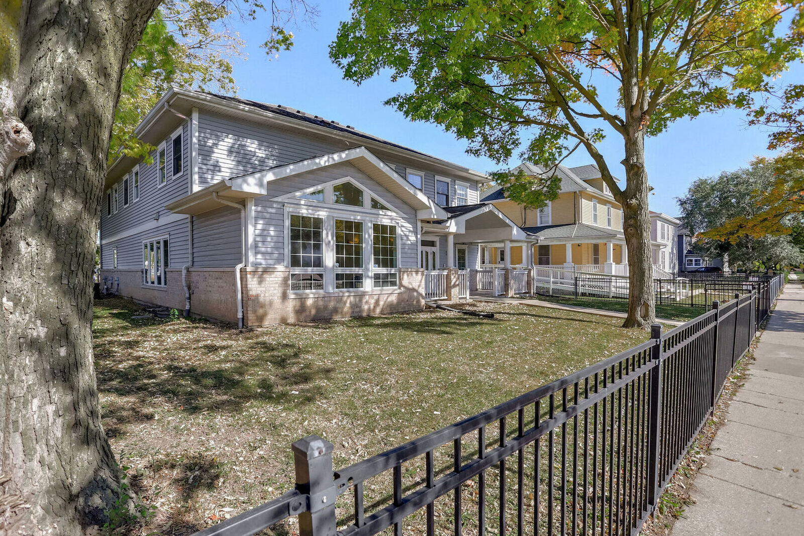 Property Photo: 504 E Church Street IL 61820