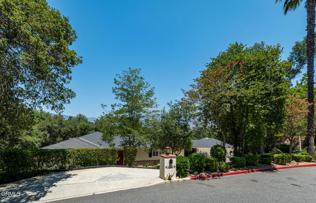 Property Photo: 563 Highland Drive CA 91011