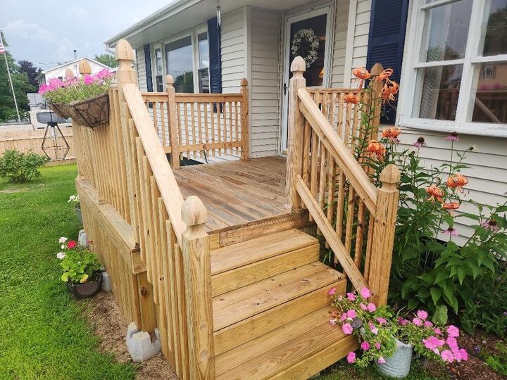 Property Photo:  24 Western Avenue  ME 04430 