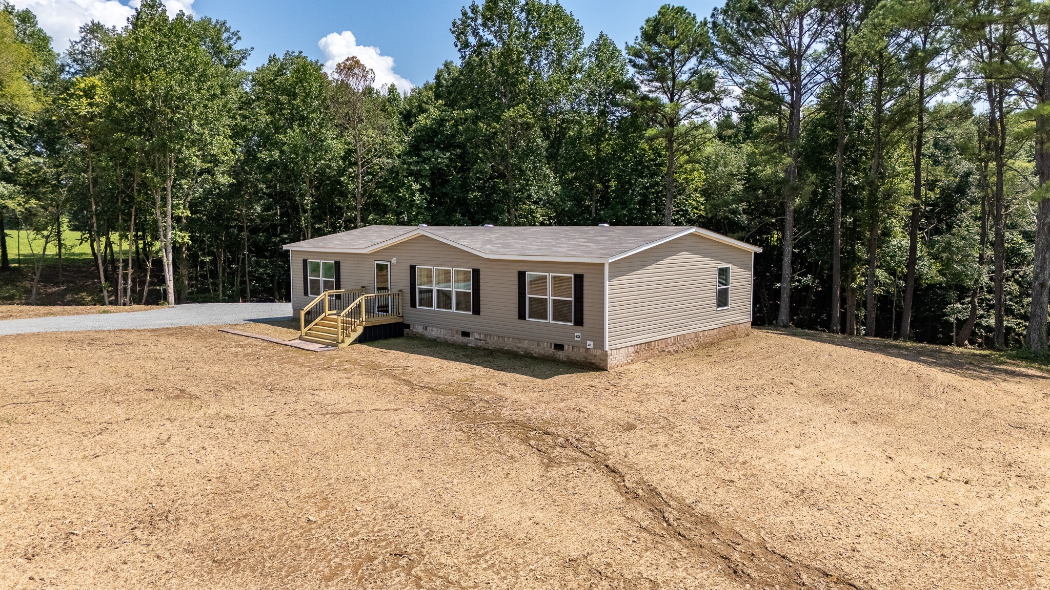 Property Photo: 415 Busby Rd TN 38469
