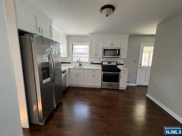 Property Photo:  107 Hiawatha Boulevard  NJ 07436 