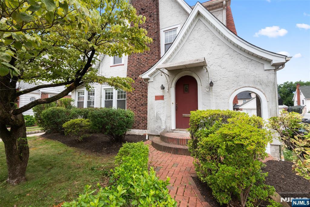 Property Photo: 144 Irving Place NJ 07070