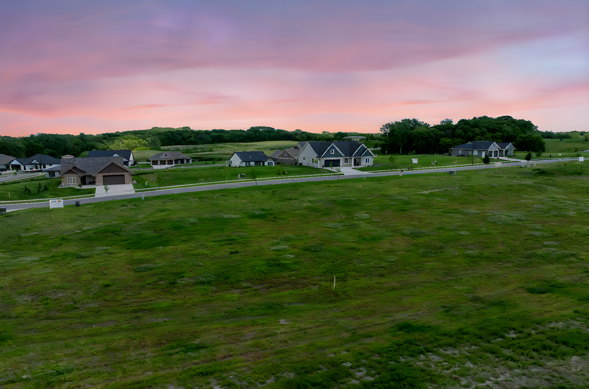 Property Photo: 2014 Saba Boulevard MN 56001