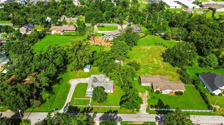 Property Photo:  803 NW C Street  AR 72712 