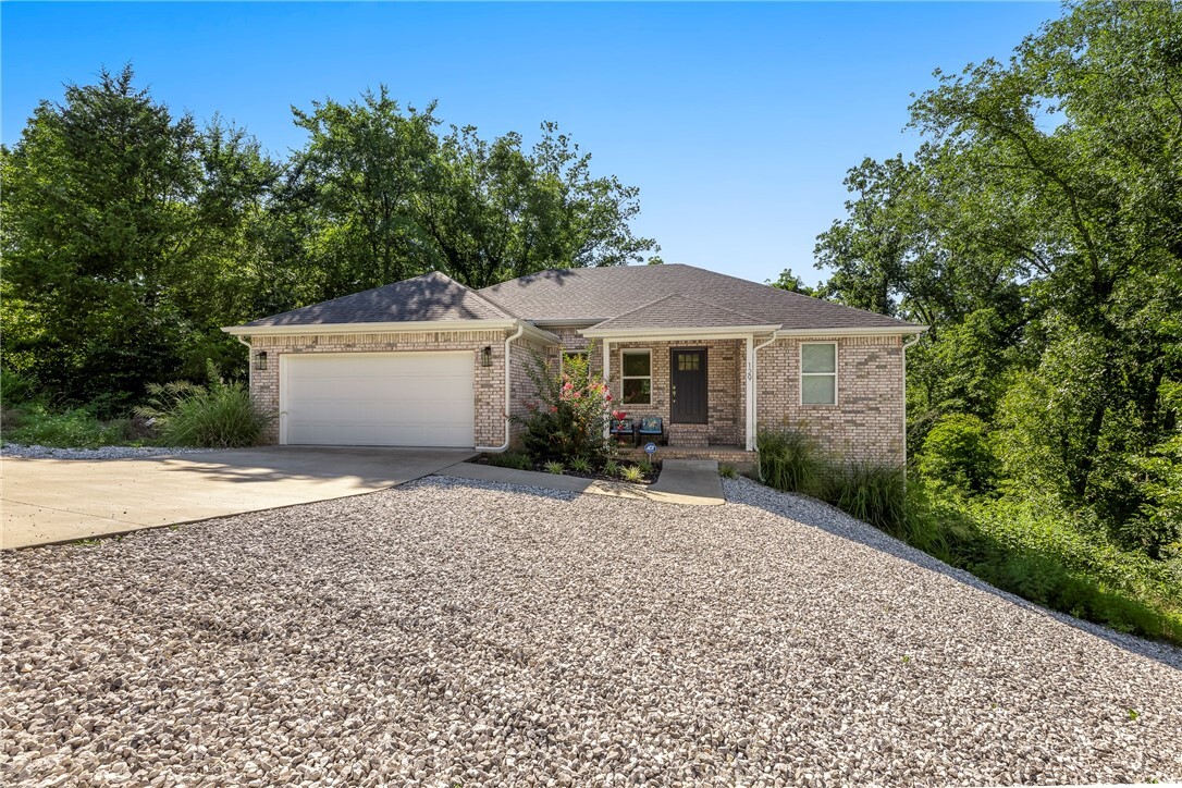 Property Photo:  129 Granshire Drive  AR 72714 