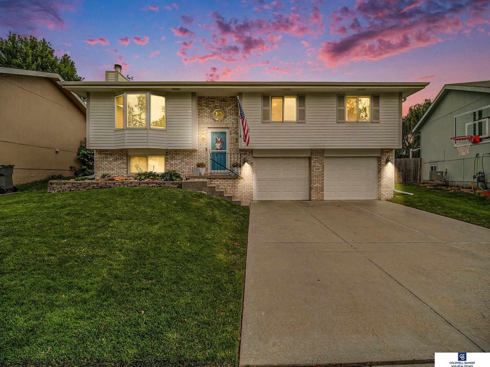 Property Photo:  1847 W Apricot Lane  NE 68522 