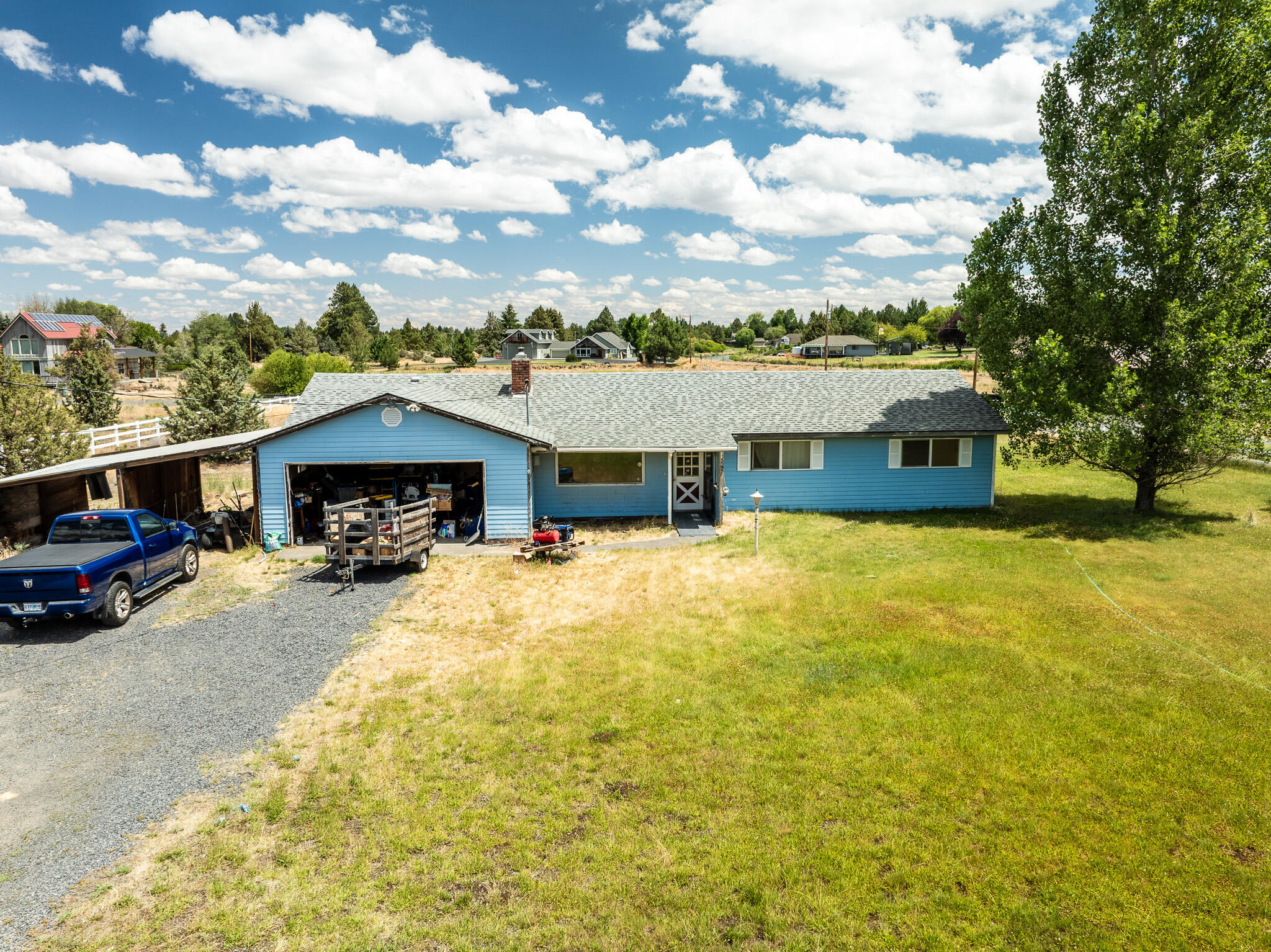 Property Photo: 61806 Ward Road OR 97702