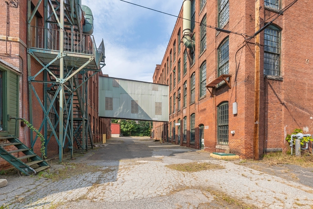 Property Photo: 35 Lower Grape St MA 01013