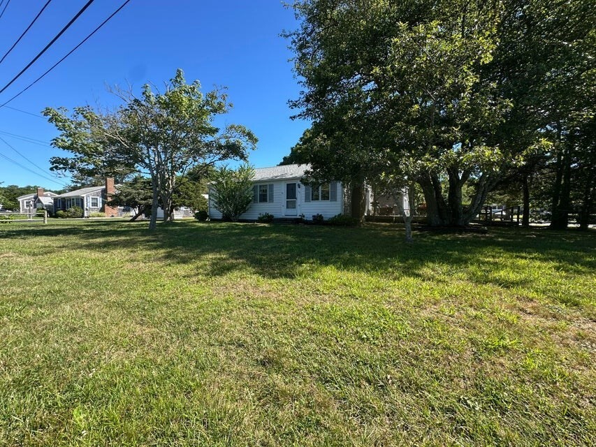 Property Photo:  30 Nauset Lane  MA 02673 