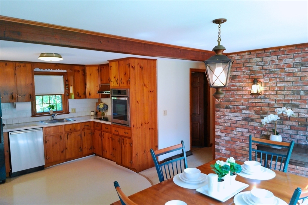 Property Photo:  1 Winsome Road  MA 02664 