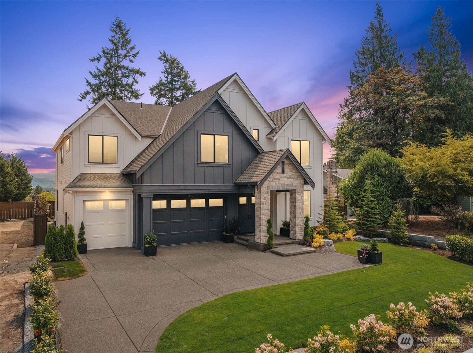 Property Photo: 7310 151st Avenue NE WA 98052
