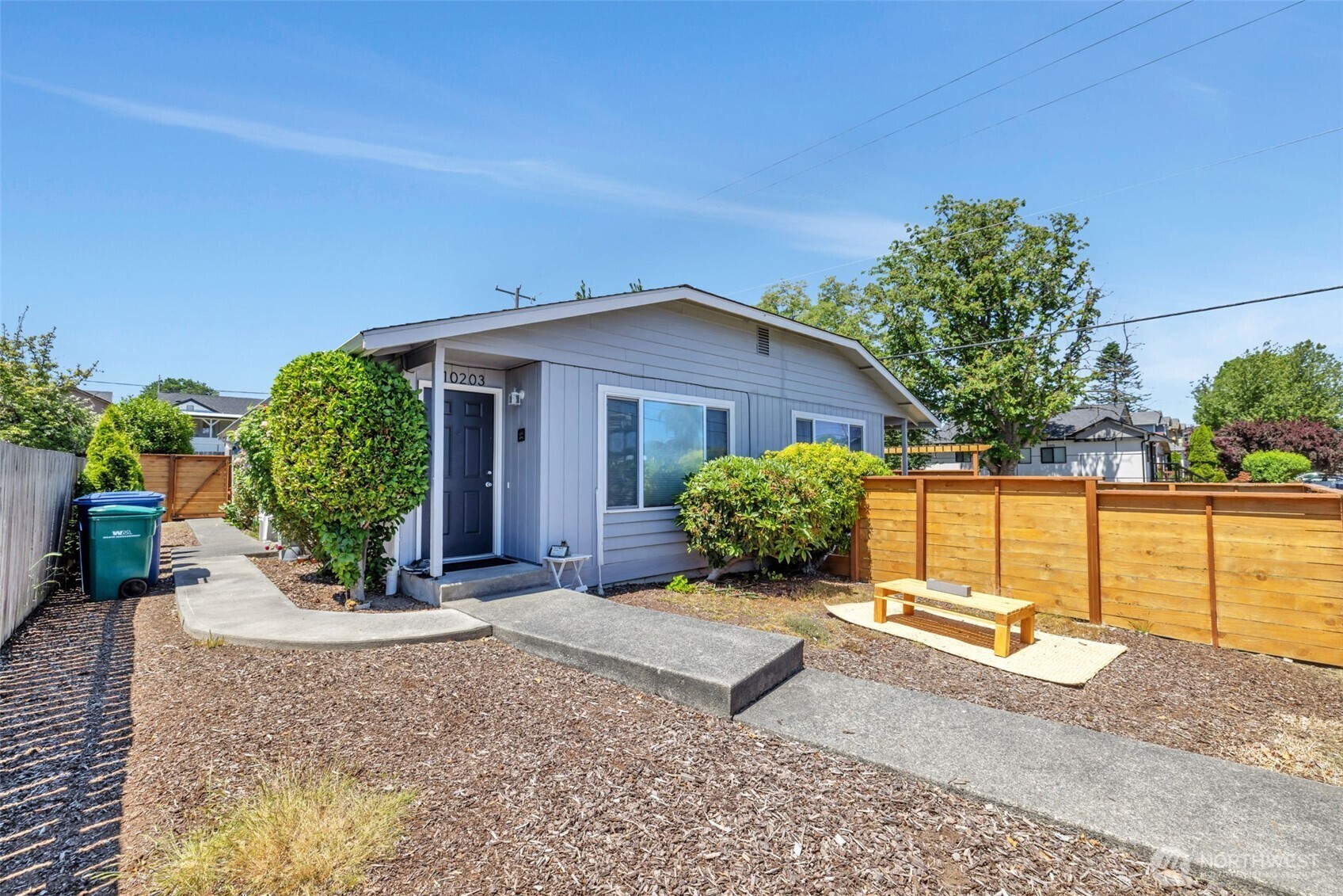 Property Photo: 10201 17th Avenue SW WA 98146