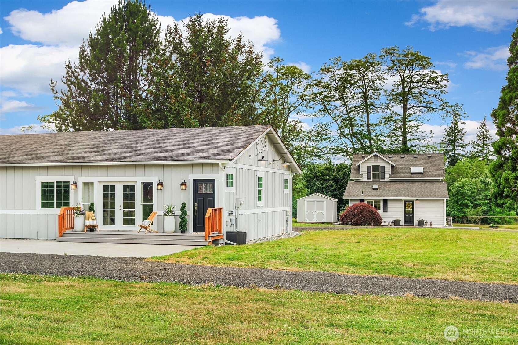 Property Photo: 19623 NE 116th Street WA 98053