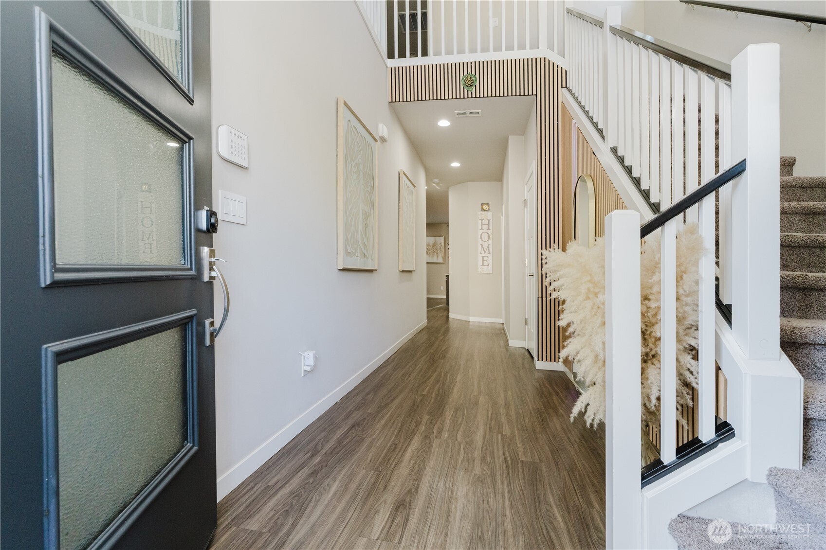 Property Photo:  22716  41st Drive SE 41  WA 98021 
