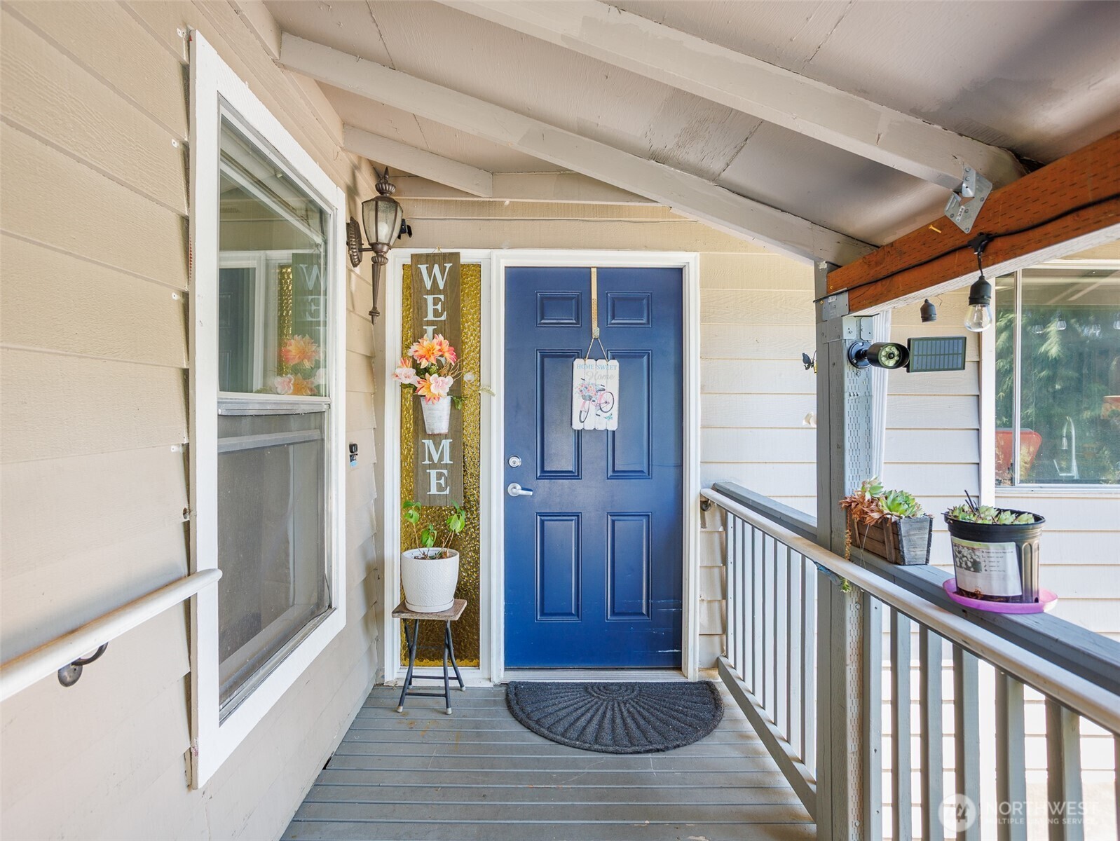 Property Photo:  5707  173rd Place SW  WA 98037 