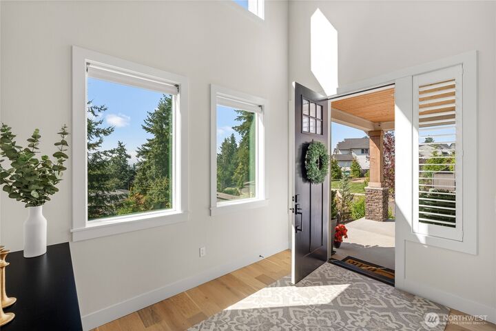 Property Photo: 2804 25th Avenue Ct SE WA 98374