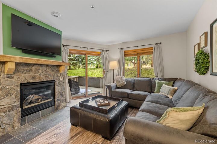 Property Photo:  20 Hunki Dori Court 2225  CO 80435 