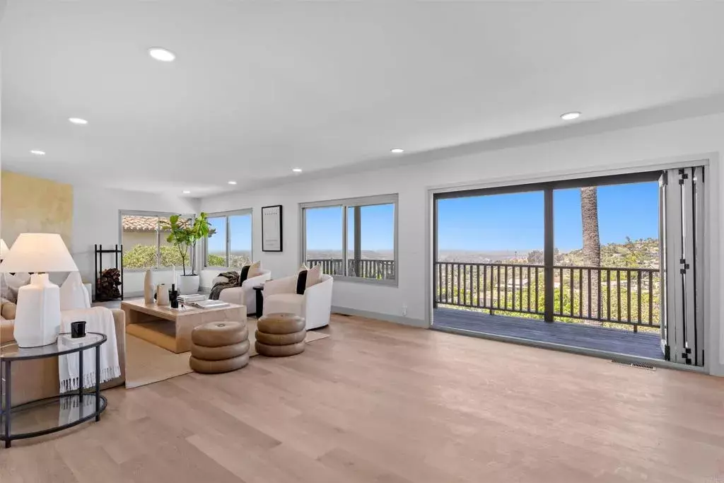 5740 Daffodil Lane  San Diego CA 92120 photo