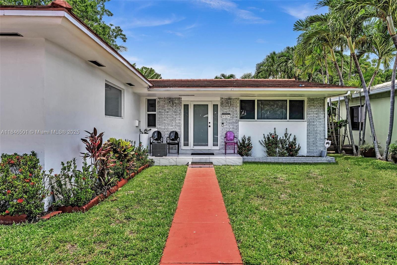 Property Photo: 9524 Byron Ave FL 33154