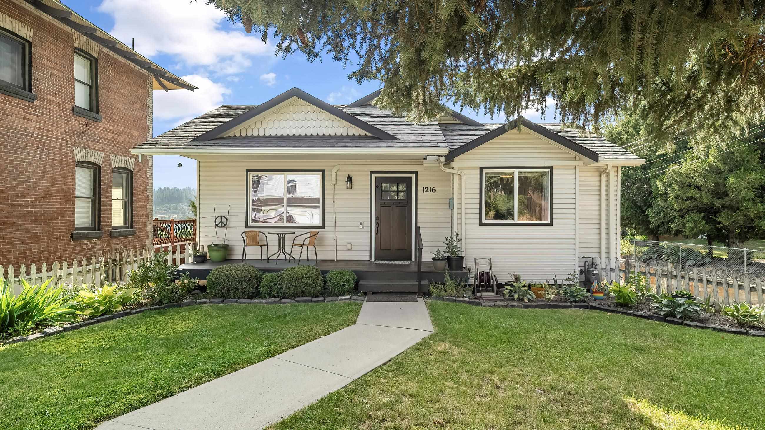 1216 S Ash St  Spokane WA 99204 photo