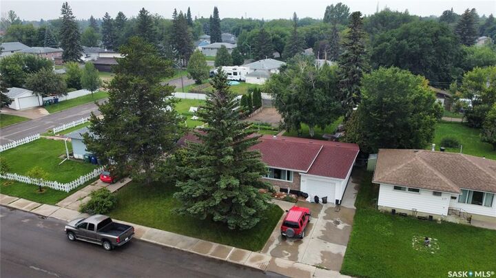 Property Photo: 307 U Avenue N SK S7L 3C6