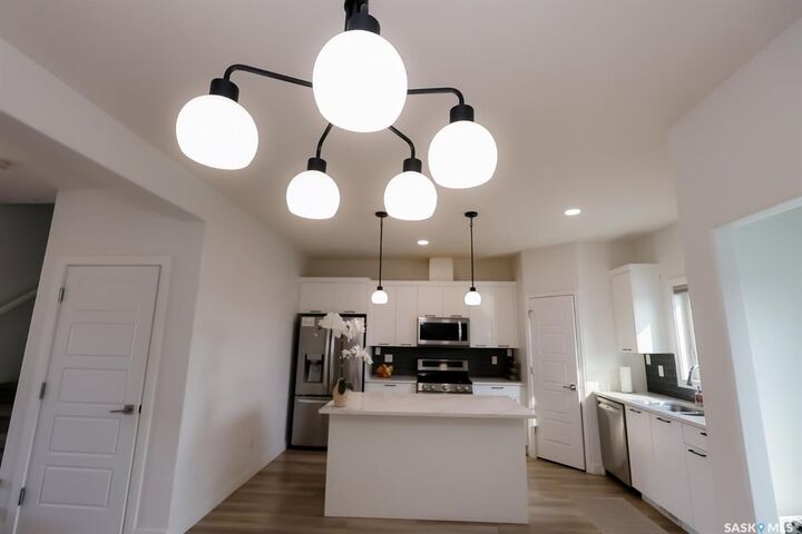 Photo de la propriété: 216 Rosewood Boulevard E SK S7V 0X5
