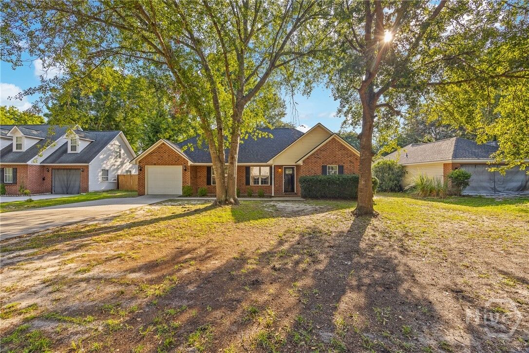 Property Photo: 108 Crossing Circle GA 31326
