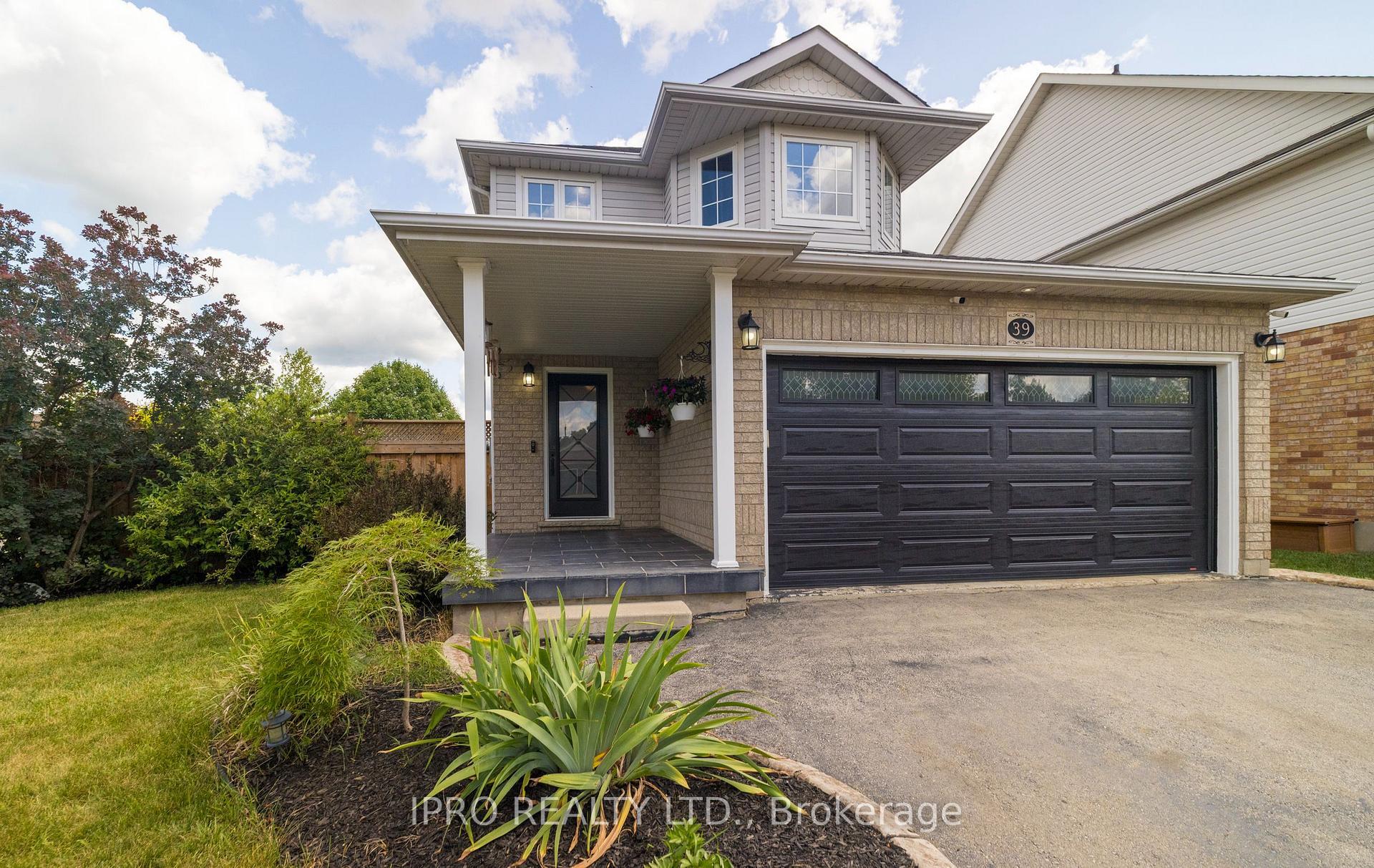 Photo de la propriété: 39 Beardmore Crescent ON L7J 2Z1