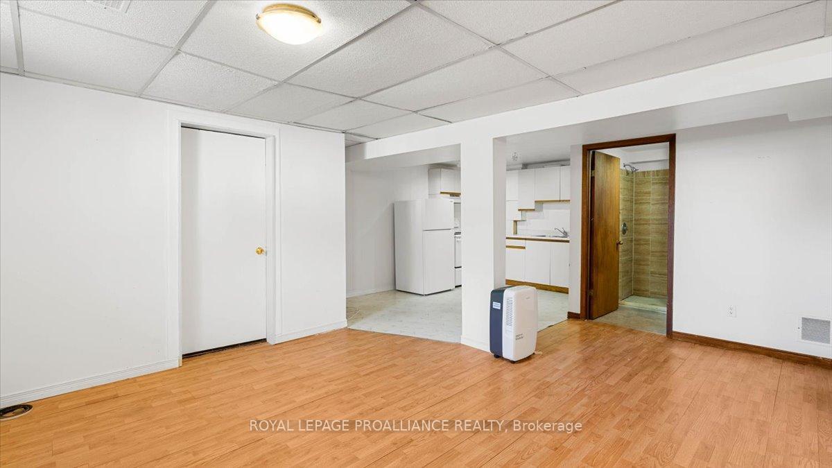 Property Photo: 46 Tracey Street ON K8P 2R5