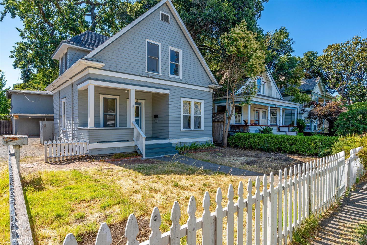 Property Photo:  743 Beaver Street  CA 95404 
