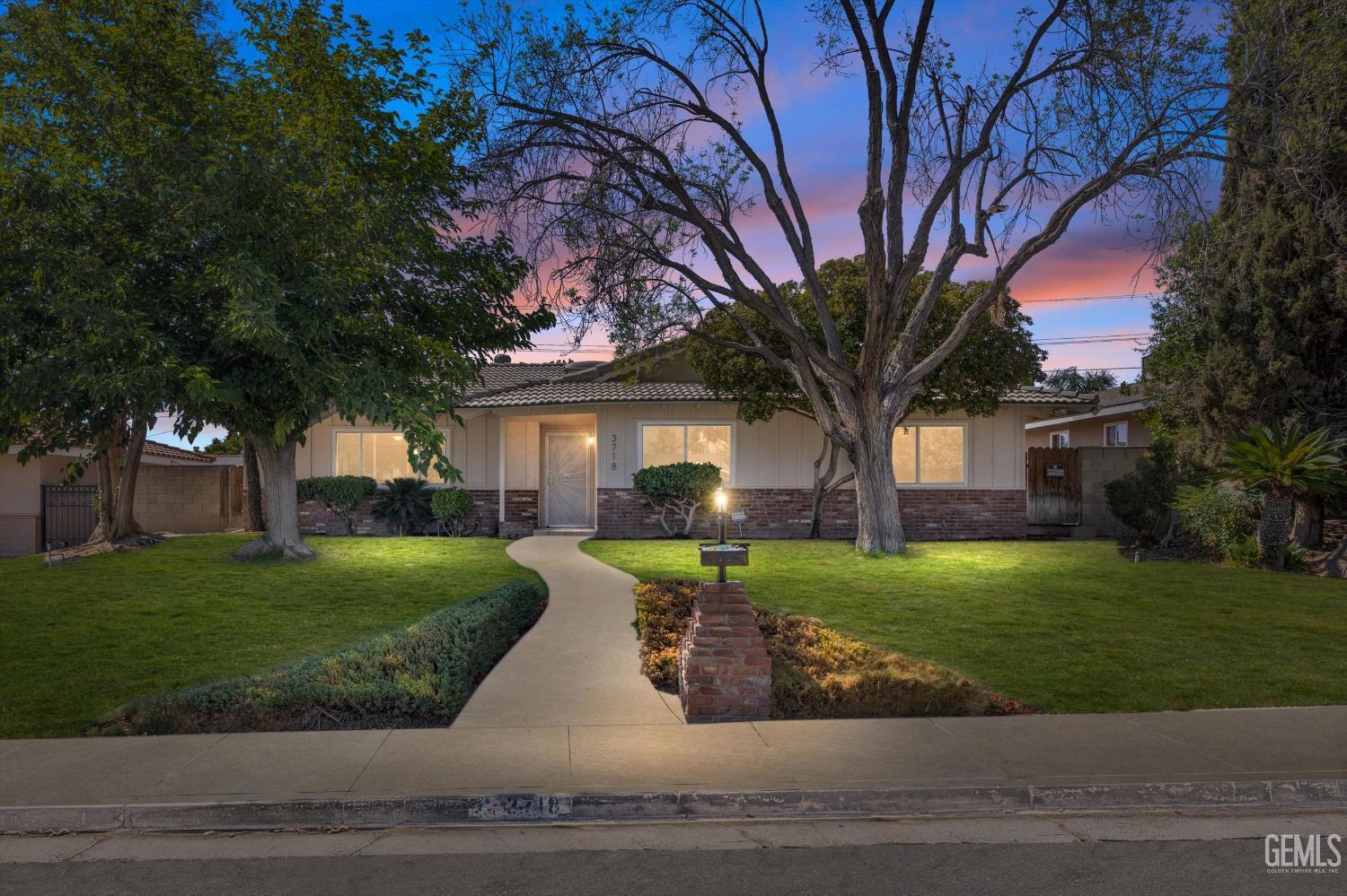 3718 Harvard Drive  Bakersfield CA 93306 photo