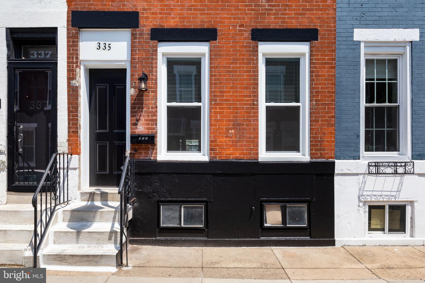 Property Photo:  335 Daly Street  PA 19148 