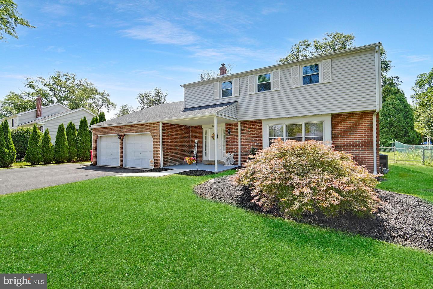 Property Photo:  22 Sandown Road  PA 19403 