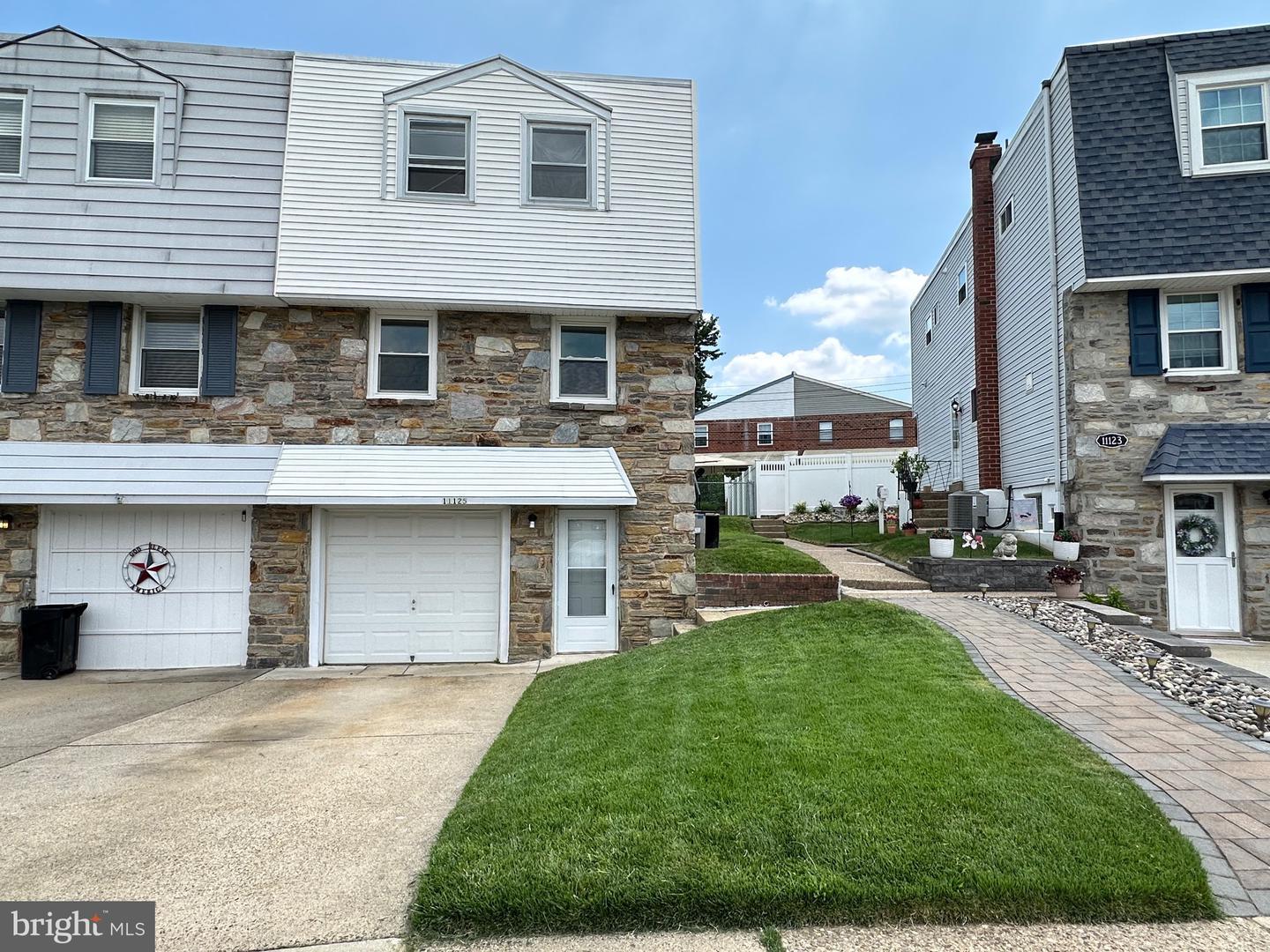 Property Photo: 11125 Kirby Drive PA 19154