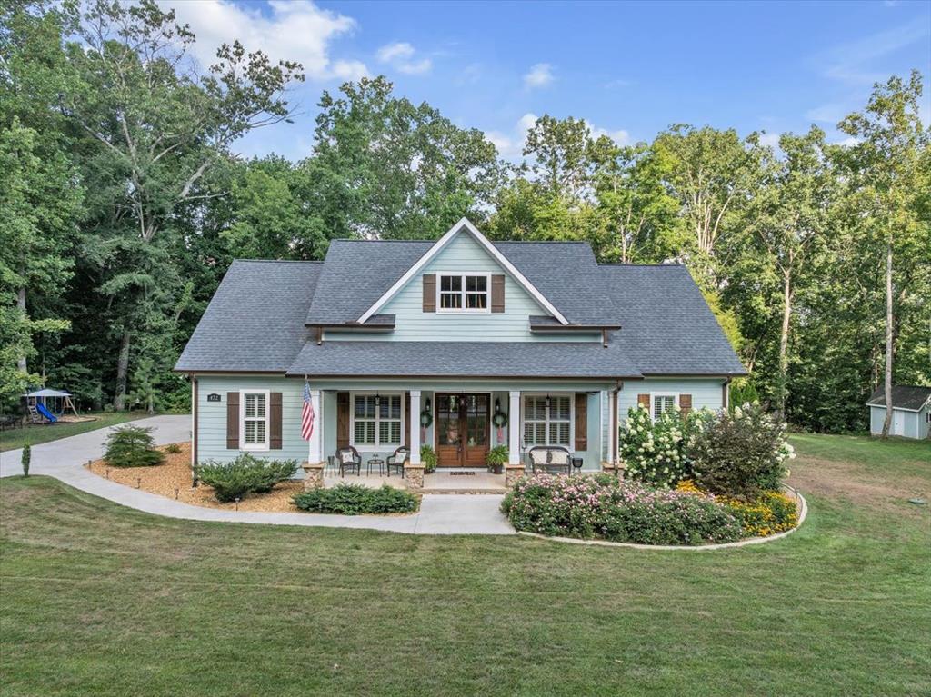 Property Photo: 472 Heritage Circle GA 30705