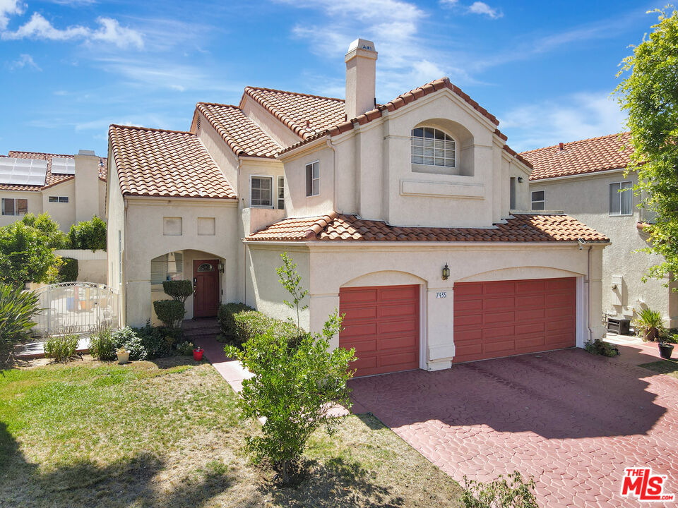 Property Photo:  7435 Bobbyboyar Ave  CA 91307 