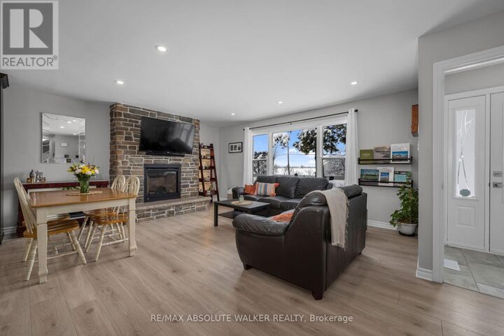 Property Photo:  2477 Merivale Road  ON K2C 3H1 