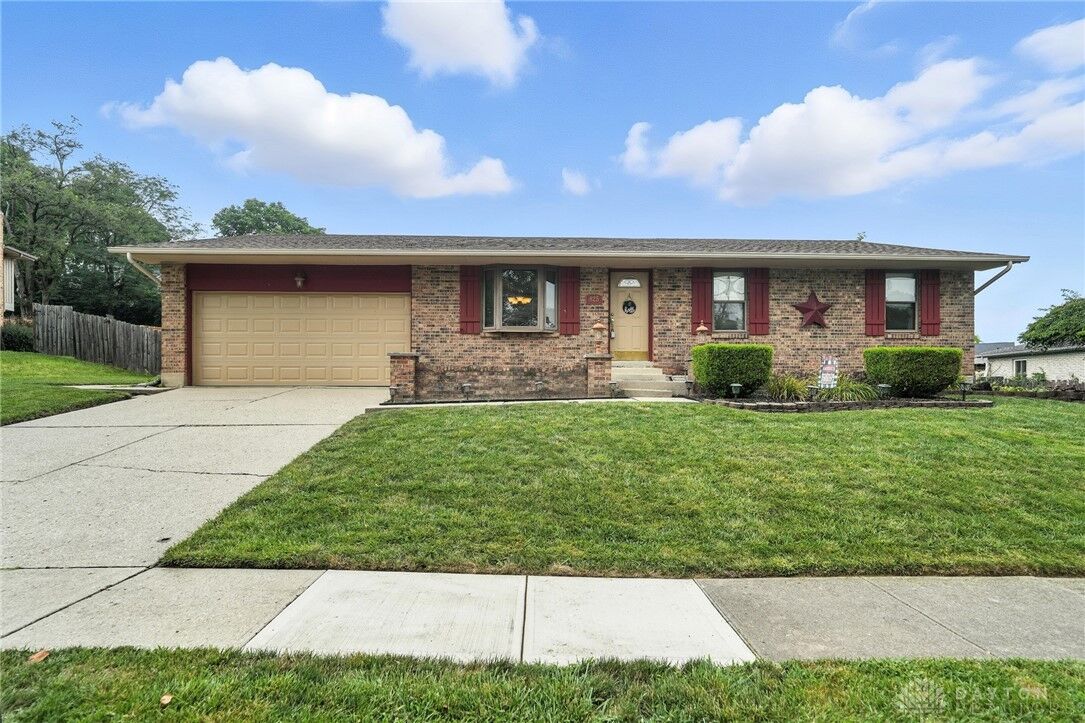Property Photo:  825 Merry John Drive  OH 45342 