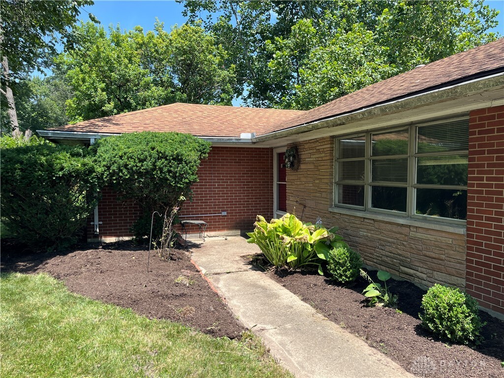 Property Photo:  7210 McEwen Road  OH 45459 